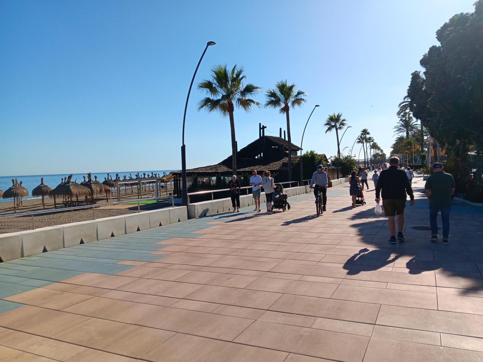 Alojamiento Iberia Playa Эстепона Экстерьер фото